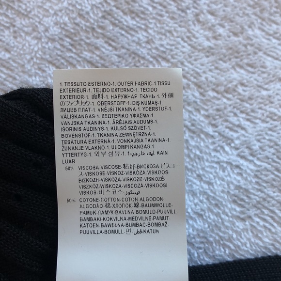 Versace Ribbed Knit Top with Studs Size EU 38 / 160 Authentic - Picture 13 of 16